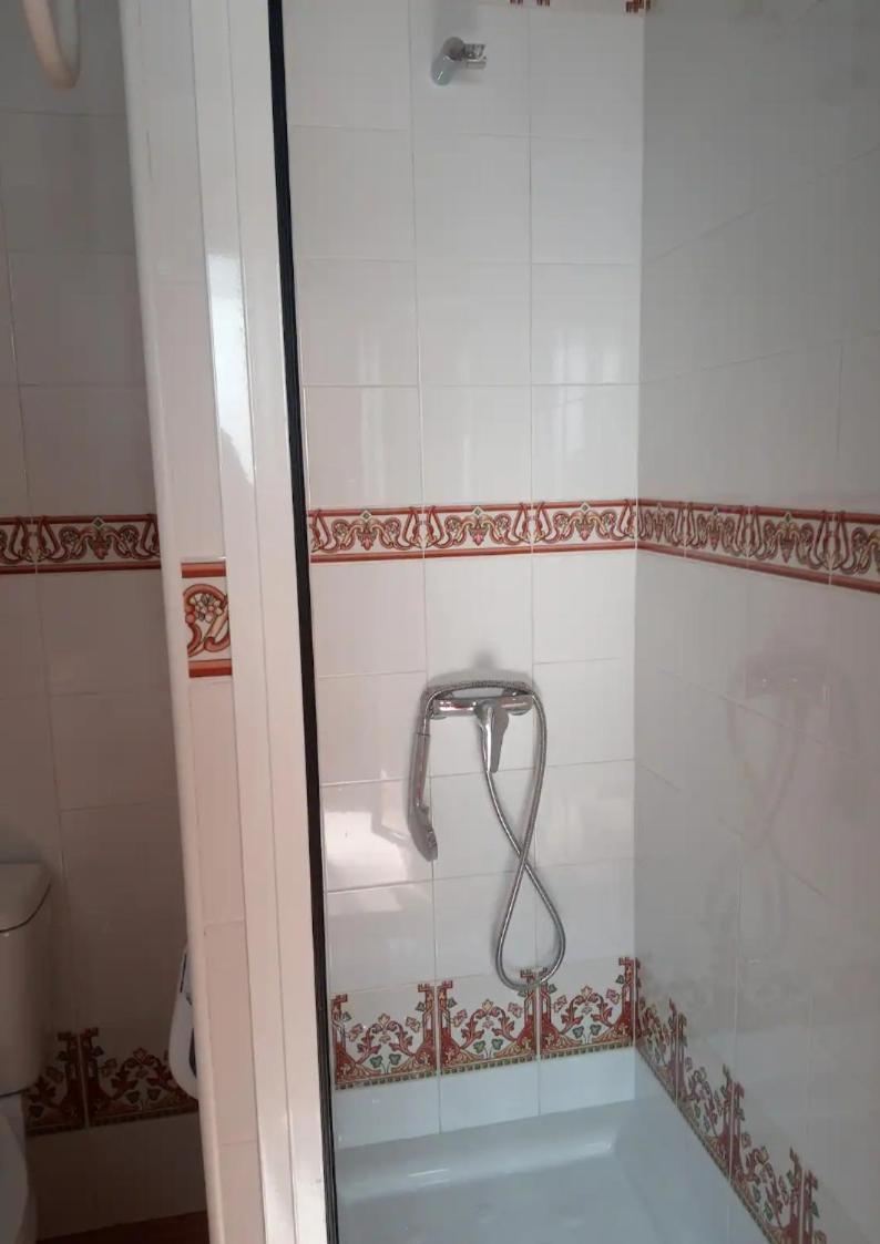 Aquilon Hotel Тарифа Екстериор снимка
